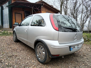 Opel Corsa foto 4