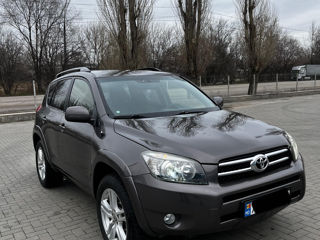 Toyota Rav 4 foto 3