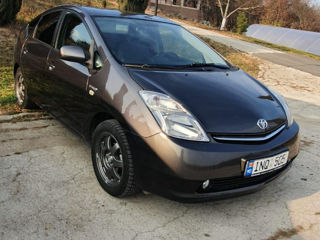 Toyota Prius foto 1