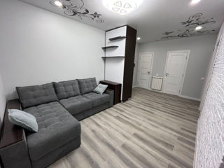 Apartament cu 2 camere, 72 m², Buiucani, Chișinău foto 1