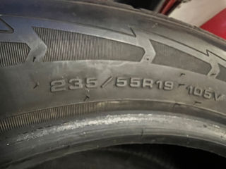 R19 235/55 GoodYear UltraGrip Performance SUV foto 8