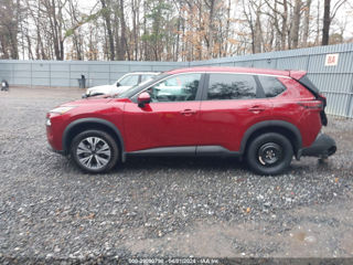 Nissan Rogue foto 3