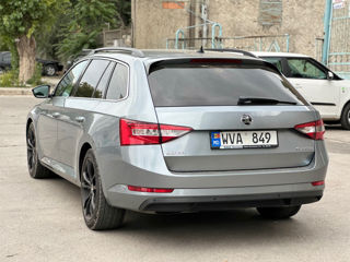 Skoda Superb foto 6