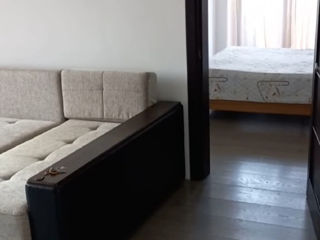 Apartament cu 3 camere, 56 m², Aeroport, Chișinău foto 2