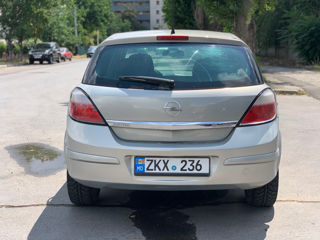 Opel Astra foto 4