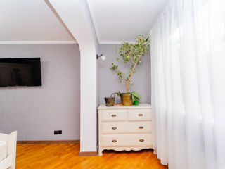 Apartament cu 3 camere, 70 m², Buiucani, Chișinău foto 8