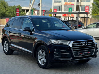 Audi Q7 фото 2