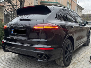 Porsche Cayenne foto 9