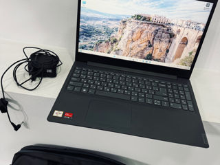 Lenovo V15 (  12 Gb Ram, 750Gb SSD)