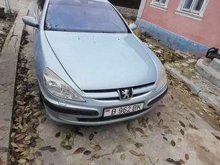 Peugeot 607