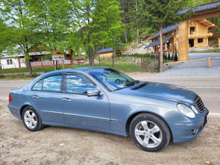 Mercedes E-Class фото 3