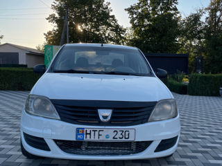 Dacia Logan foto 2