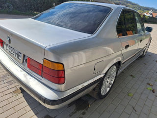 BMW 5 Series foto 5