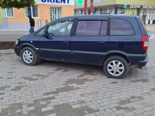 Opel Zafira foto 5