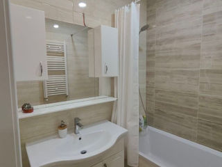 Apartament cu 2 camere, 70 m², Centru, Chișinău foto 16