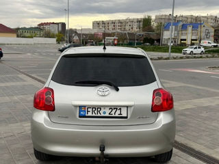 Toyota Auris foto 2