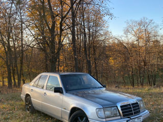 Mercedes E-Class foto 9