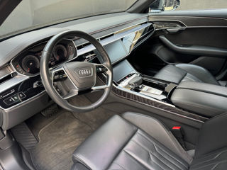 Audi A8 foto 7