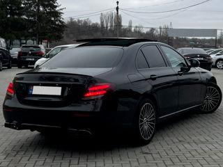 Mercedes E-Class foto 3