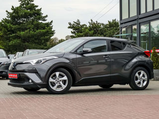 Toyota C-HR foto 4