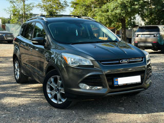 Ford Kuga foto 1