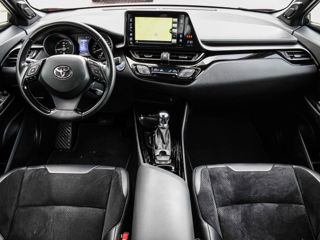 Toyota C-HR foto 10