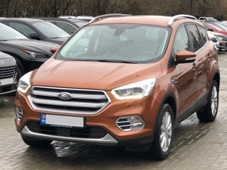 Ford Kuga foto 1