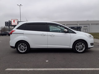 Ford Grand C-MAX foto 2