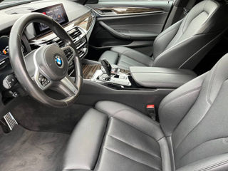 BMW 5 Series foto 7