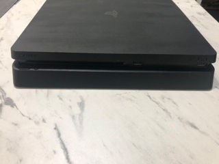 Vand PS4 Slim cu jocuri foto 3