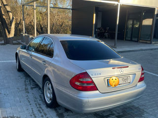 Mercedes E-Class foto 4