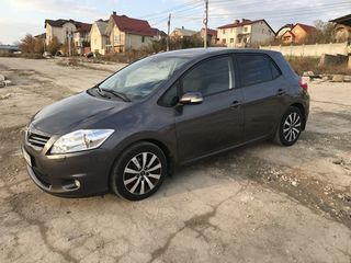 Toyota Auris foto 2