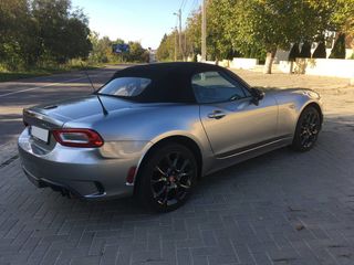 Abarth 124 Spider foto 2