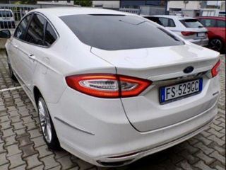 Ford Mondeo foto 3