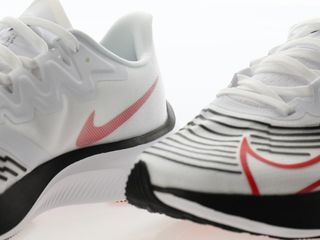 nike zoom gravity 2 white 43 44