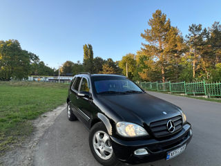 Mercedes M-Class