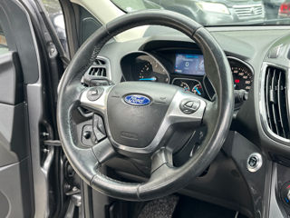 Ford Kuga foto 9