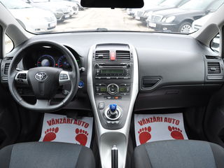 Toyota Auris foto 7