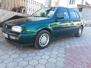 Volkswagen Golf foto 2