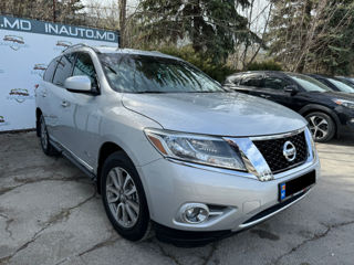 Nissan Pathfinder foto 5