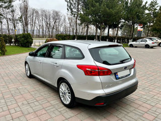 Ford Focus foto 4