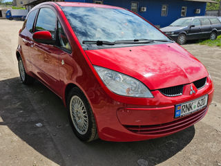 Mitsubishi Colt foto 2