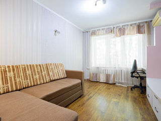 Apartament cu 2 camere, 54 m², Botanica, Chișinău foto 2