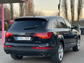 Audi Q7 foto 4