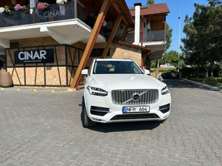 Volvo XC90 foto 1