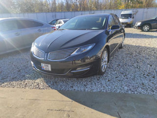 Lincoln MKZ foto 2