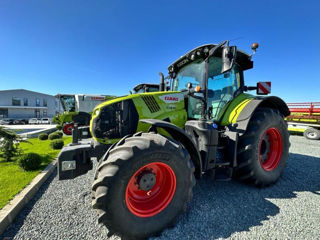 Tractor Claas Axion 830 din 2022