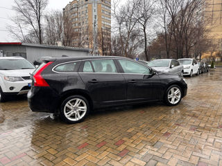 Volvo V60 foto 4