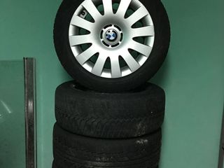 BMW 205/55 R16 с дисками. vredestein-2 шт aeolus-2 шт. с дисками foto 1