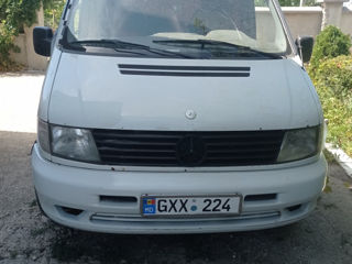 Mercedes Vito foto 1